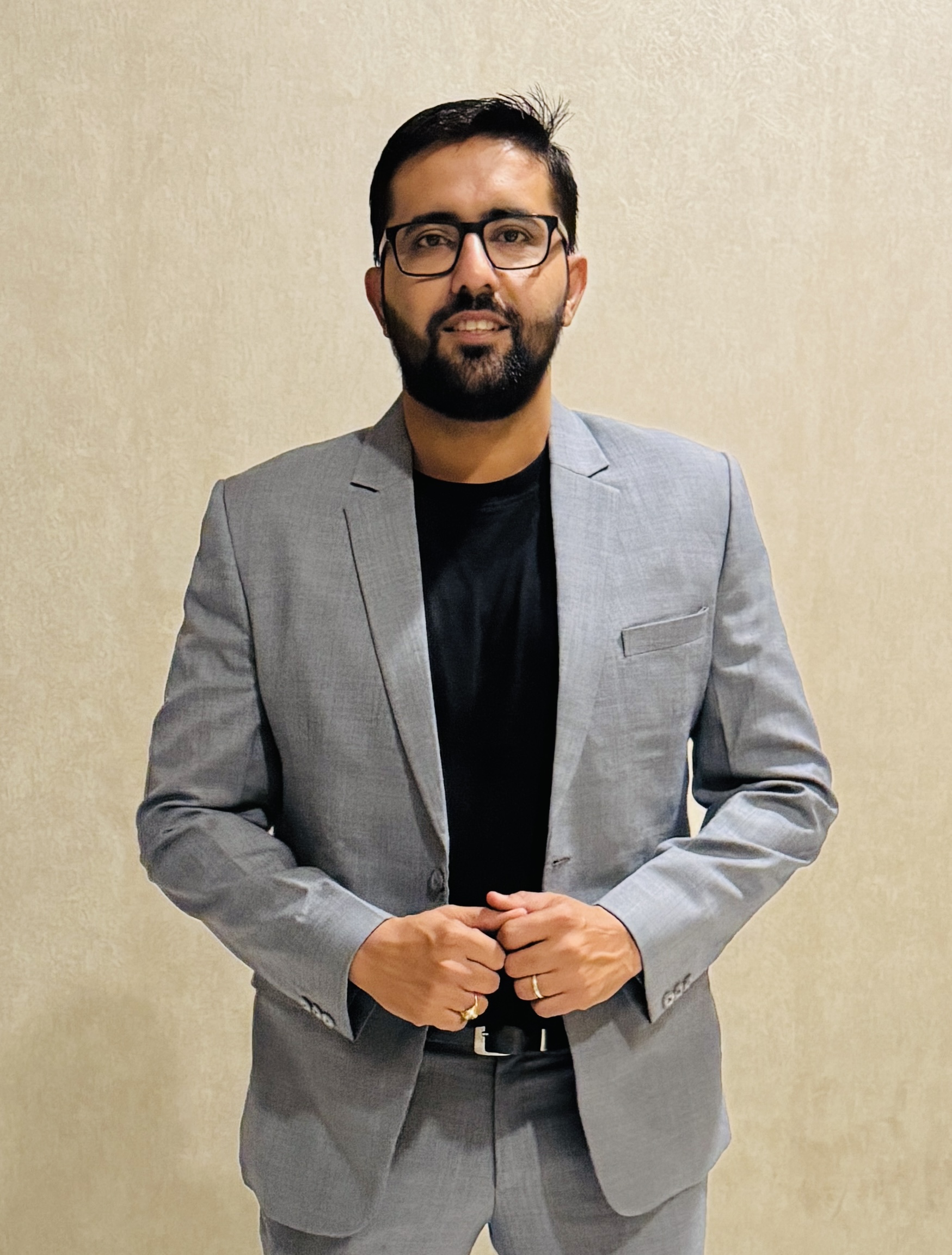 Dr Raj sharma