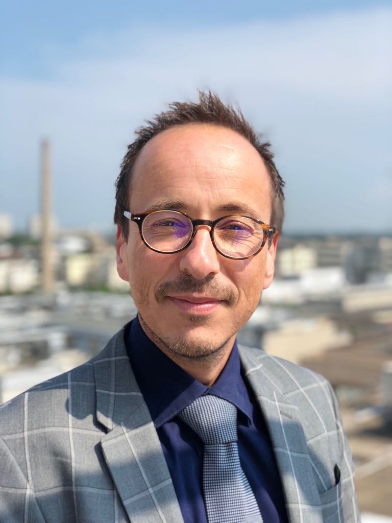 Dr Stefano Togni