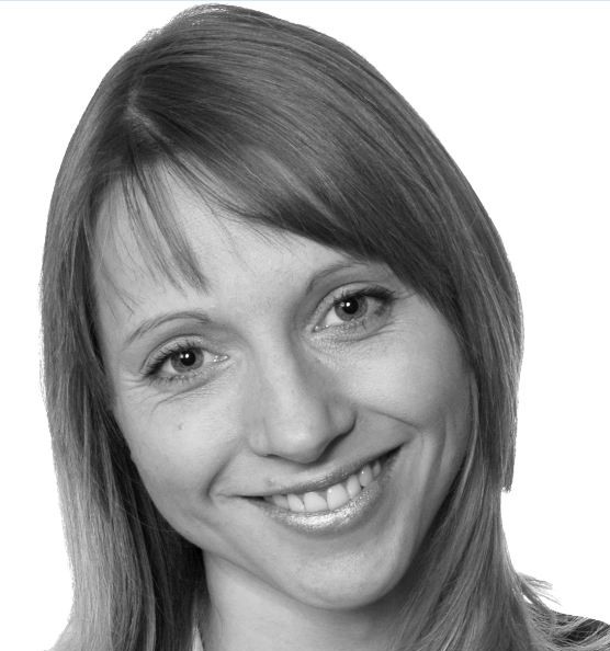 Dr Jacqueline Schaller