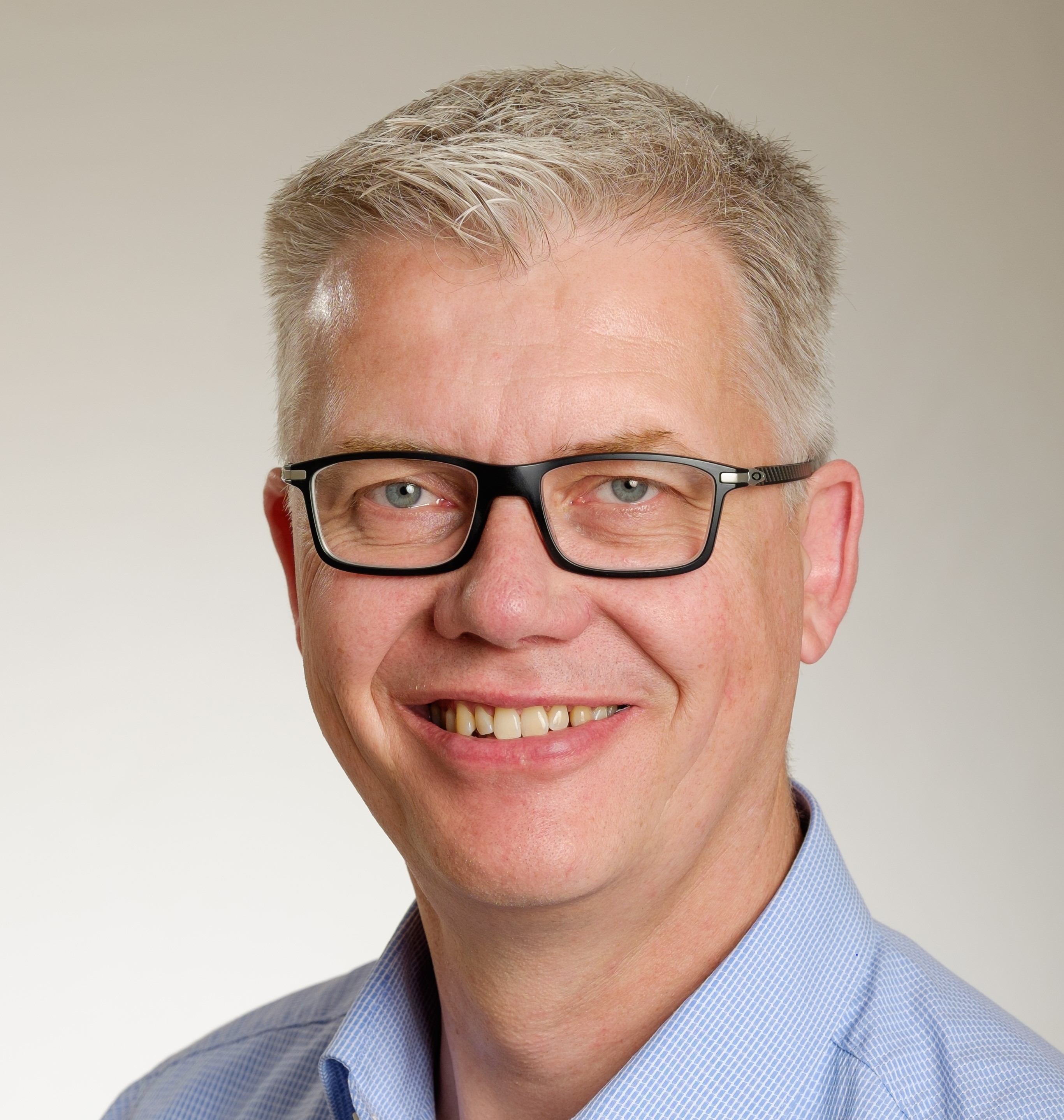 Dr Josef Schröer