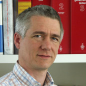 photo of Dr Jan Haller